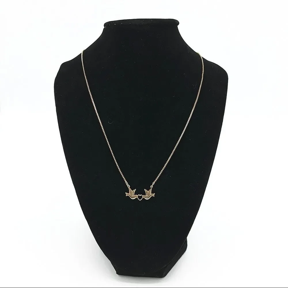 Lovebird Gold toned Necklace 19” Dainty Love Birds